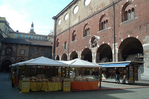 Plaza del Mercado Milán
